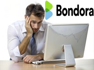 Hombre preocupado por la inclusión en el registro de morosos por Bondora